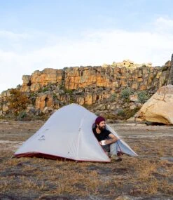 Cloud Up 3 Upgraded - Naturehike® - Tent 3 Persoons - Lichtgewicht Tent - Incl. Grondzeil - 20D 4000MM - Outdoor Kampeertent - Waterdicht - Hiking & Wandelen 18 Cloud Up 3 Upgraded - Naturehike® - Tent 3 Persoons - Lichtgewicht Tent - Incl. Grondzeil - 20D 4000MM - Outdoor Kampeertent - Waterdicht - Hiking & Wandelen -Buitenkampeer Winkel 1040x1200