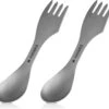 Navaris 2x Spork Titanium Campingbestek - Vork, Mes En Lepel In één - Bestek Voor Onderweg En Op Reis - Lichtgewicht - Inclusief Bewaarzakje 2 Navaris 2x Spork Titanium Campingbestek - Vork, Mes En Lepel In één - Bestek Voor Onderweg En Op Reis - Lichtgewicht - Inclusief Bewaarzakje -Buitenkampeer Winkel 1200x1114 1