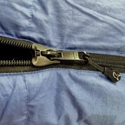 LOWLAND OUTDOOR® Donzen Slaapzak - CC 1 - 200 X 80 Cm - 1725 Gr - 0°C - Katoen -Buitenkampeer Winkel 1200x1198 2