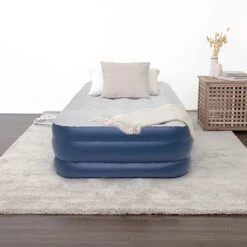 LifeGoods Luchtbed - 1 Persoons - Met Ingebouwde Pomp - Incl. Draagtas En Reparatiekit -Buitenkampeer Winkel 1200x1200 1140