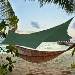 Merkloos BRGOOD Tarps - Shelter - Rechthoek - 240*220cm - Waterdicht - Met Scheerlijnen En Haringen - Geen Stokken - Voor Kamperen - Groen -Buitenkampeer Winkel 1200x1200 1242