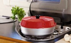 Omnia Camping Oven - Ovens/magnetrons - Rood -Buitenkampeer Winkel 1200x738 4