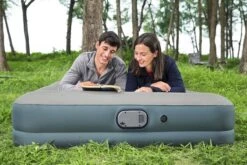 Bestway Luchtbed - 2 Personen - PVC/Polyester - Ingebouwde Oplaadbare Pomp - Fortech™ Materiaal - I-Beam Constructie - Ingebouwd Kussen -Buitenkampeer Winkel 1200x800 219