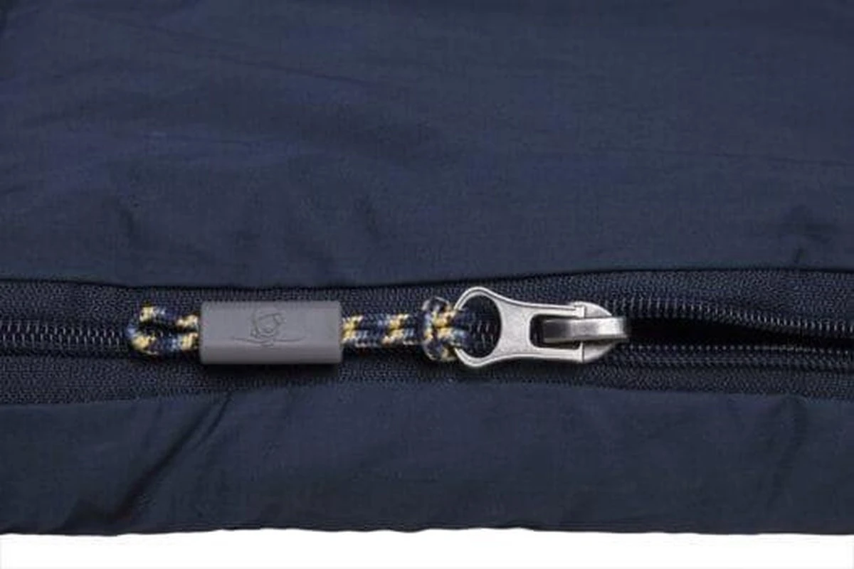 NOMAD® Blazer Classic '78 Slaapzak - Dekenmodel - Max Lichaamslengte 195 Cm 13 NOMAD® Blazer Classic '78 Slaapzak - Dekenmodel - Max Lichaamslengte 195 Cm - Afbeelding 11