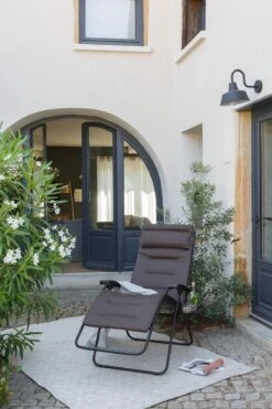 Lafuma RSX Clip Air Comfort - Relaxstoel - Verstelbaar - Inklapbaar- Zero Gravity - Taupe -Buitenkampeer Winkel 800x1200 16