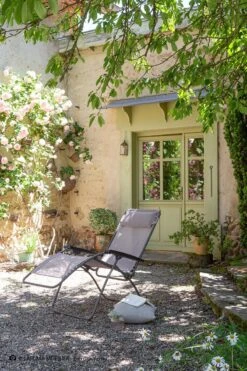 LAFUMA R Clip - Relaxstoel - Verstelbaar - Inklapbaar - Zero Gravity - Magnolia/Light Pink 30 LAFUMA R Clip - Relaxstoel - Verstelbaar - Inklapbaar - Zero Gravity - Magnolia/Light Pink -Buitenkampeer Winkel 800x1200 18